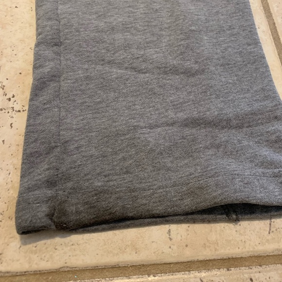 Hollister Gray Joggers with Orange Logo and Drawstring XL - Picture 5 of 8